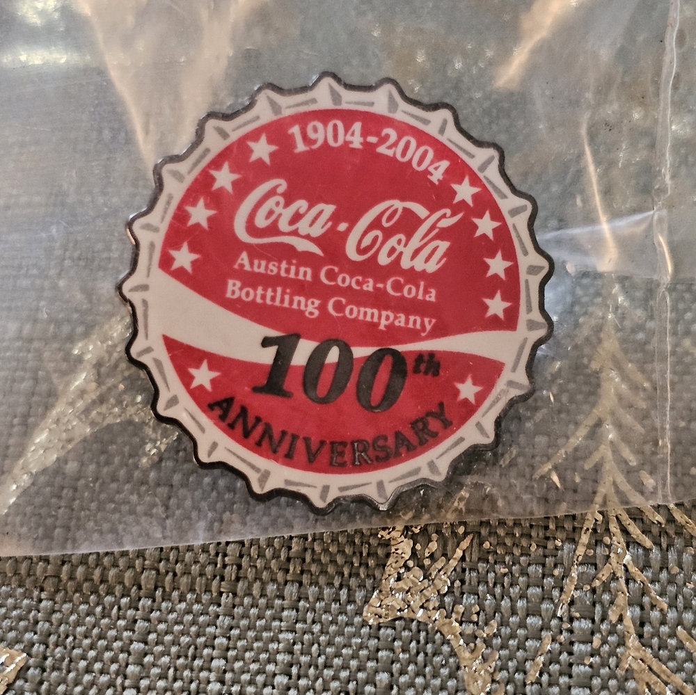 Lapel pin Austin Coca-Cola Bottling Company